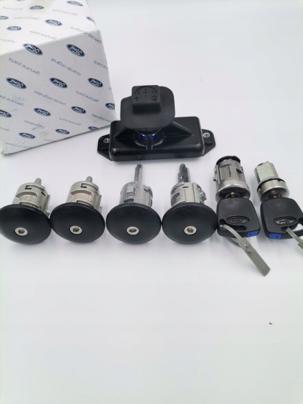 Ford OE 6C1A-V22050-DE 6C1AV22050DE 4874490 ВСТАВКИ ЗАМКІВ FORD TRANSIT MK7 2006-12рік kpl. ОРИГІНАЛ