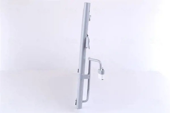 Nissens 94499 Конденсатор радіатора кондиціонування повітря 94499 nissens