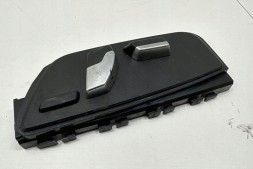 BMW OE Кнопки управління лівого сидіння BMW 5 (G30) 9384915 3.0L дизель 195кВт