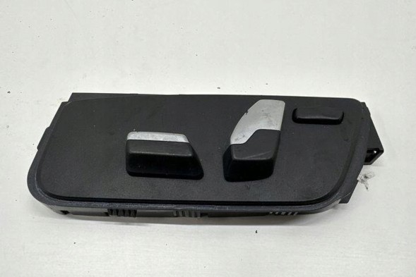 BMW OE Кнопки управління лівого сидіння BMW 5 (G30) 9384915 3.0L дизель 195кВт