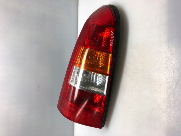 Opel OE LAMPA TYLNA LEWE 04073989 OPEL Elektronika-chrzaszcz ЗАДНІЙ ЛІХТАР ЛІВИЙ 04073989 OPEL