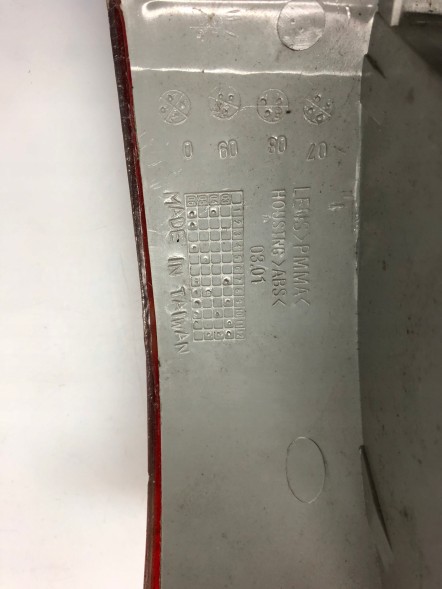 Opel OE LAMPA TYLNA LEWE 04073989 OPEL Elektronika-chrzaszcz ЗАДНІЙ ЛІХТАР ЛІВИЙ 04073989 OPEL