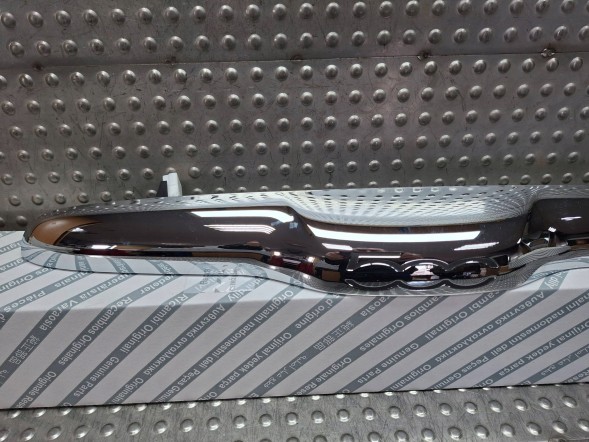 Fiat OE S26337868 ХРОМОВАНА НАКЛАДКА КЛАПАНА 0735516207 FIAT 500 2007-