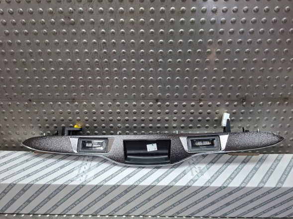Fiat OE S26337868 ХРОМОВАНА НАКЛАДКА КЛАПАНА 0735516207 FIAT 500 2007-