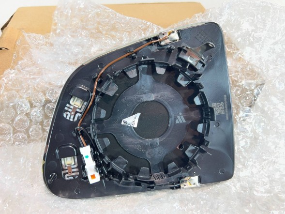 TESLA TECHNICS 8202221 pmmi150921 ДЗЕРКАЛЬНИЙ ЕЛЕМЕНТ ПРАВИЙ TESLA MODEL Y 8202221