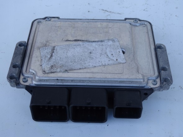 Peugeot OE 0261201505 9664738680 BSI 2004 P02-00 9663798180 КОМП'ЮТЕР КЕРУВАННЯ ДВИГУНОМ PEUGEOT 1.4 1.6 VTI