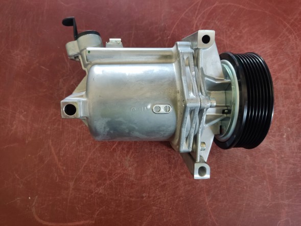 CHINA 926008367R Компресор кондиціонера dacia 926008367р