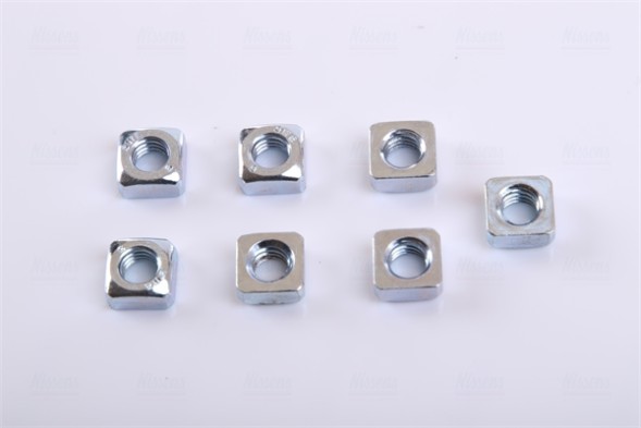 68507 NISSENS Радіатор системи охолодження