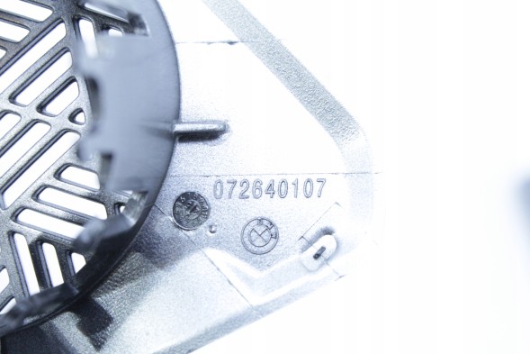 BMW OE 5A44138 5A44137 5A44141 5A44142 КОМПЛЕКТ КРИШОК МАСКУВАЛЬНИКІВ ДИНАМІКІВ СТЕЛІ BOWERS WILINS BMW G70