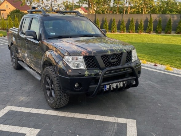 Китай PWT03_D400515 Спинка передня A-Bar чорна Nissan Navara D40 2005-2015