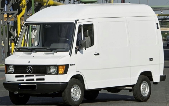 Sam 0123455 БАМПЕР ЗАДНІЙ MERCEDES KACZKA T1 207-410