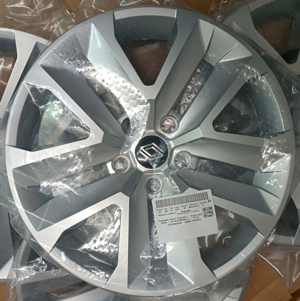 Renault OE 403151577R КОВПАКИ 17" Nymphea RENAULT SYMBIOZ CAPTUR II ОЕ 403151577Р