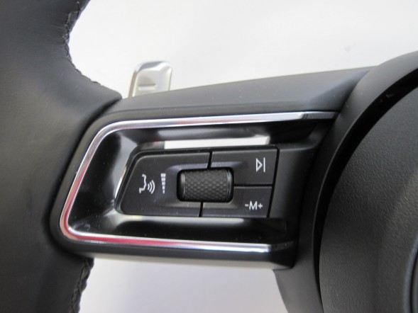 Porsche OE KIEROWNICA PORSCHE MACAN CAYENNE КЕРМО PORSCHE CAYENNE MACAN CARRERA AIRBAG ВОДІЯ 992419798С НОВЕ