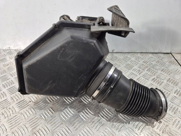 BMW OE mark- 7852381 Корпус повітряного фільтра 7852381 BMW M8 F92 F91