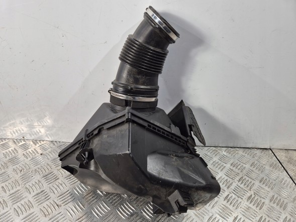 BMW OE mark- 7852381 Корпус повітряного фільтра 7852381 BMW M8 F92 F91