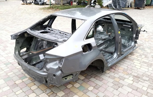 Audi OE 8V5817111, DWP240898OE Чверть даху Audi A3 8V5817111