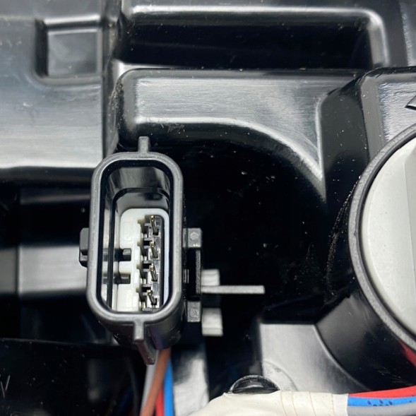Renault OE Нова OE Лампа ліва задня Renault Captur II 265550246R