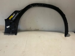 BMW OE Накладка на ліве крило BMW X6M F96 51778081643