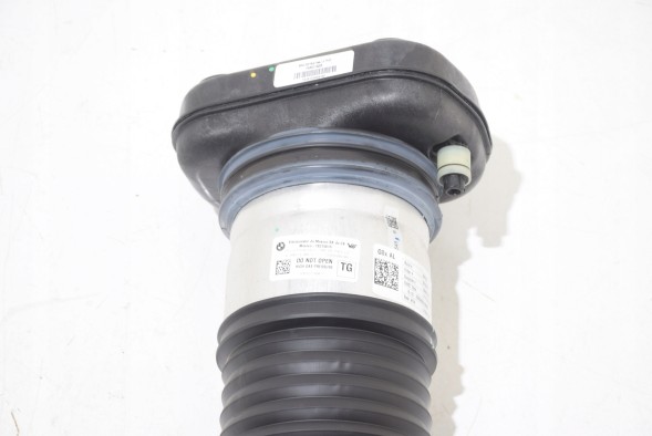 BMW OE 6869037 6887539 BMW Lewy Tylny VDC 2023r amortyzator Пневматичний амортизатор лівий задній BMW X5 G05 X6 G06 VDC NIVO 2023 р.
