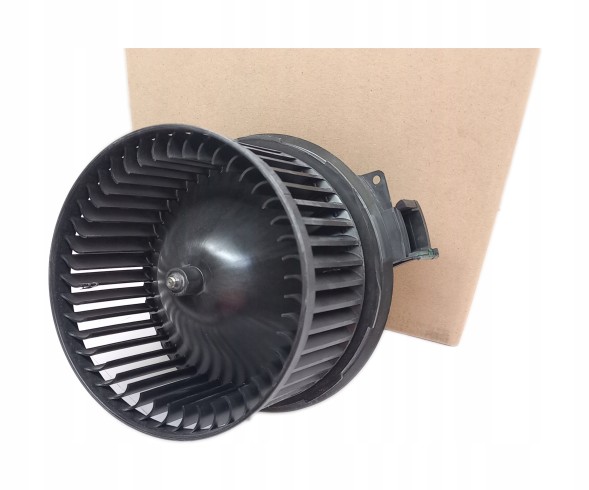Behr Hella Service 8EW 351 150-511 Повітродувка вентилятор салону behr hella ford fiesta vi 2008-