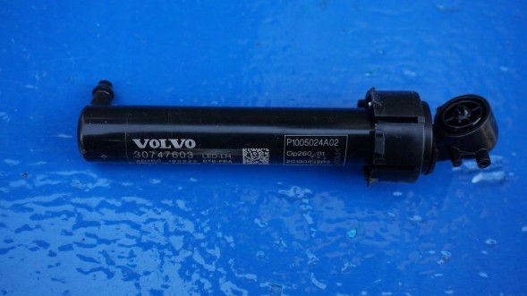 Volvo OE 32329293 Volvo s60 v60 iii омивач лампи фари l