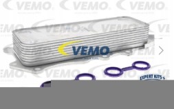 Vemo V30-60-1317 Охолоджувач масла мерседес