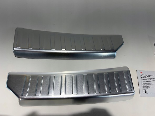 Nissan OE KE967-5F020 NISSAN ЗАХИСНІ ПЛАНКИ ПОРОГА БАГАЖНИКА NISSAN MIKRA K14 KE967-5F020