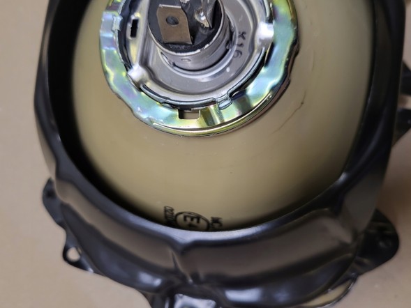 Koito 997-19504 HC/R 02104R20 10-70541 A9226-58002 XR12 E4 104R7 02104R20 Лампа передня фара h4 koito рамка хром mazda jeep toyota hiace celica