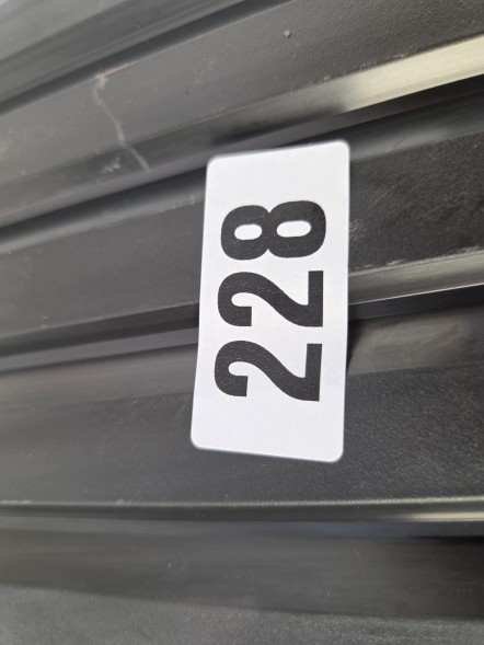 SEAT OE 04E129611L_BB1 Корпус повітряного фільтра SEAT LEON IV 1.4 04E129611L