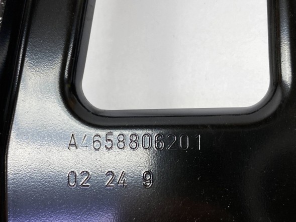 Mercedes-Benz OE Елемент посилення бампера Mercedes-Benz G W465 A4658806201