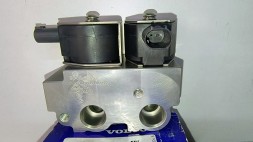 Volvo OE SCP-10M001 MBAP13 ЕЛЕКТРОМАГНІТНИЙ КЛАПАН КОНДИЦІОНЕРА VOLVO EX30 EX-30 23-