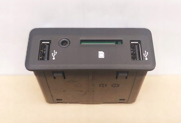 Renault OE RENAULT MEGANE IV GNIAZDO USB 280237081R ОРИГІНАЛ RENAULT ДРАЙВЕР/ СЛОТ USB AUX SD 280237081R RENAULT