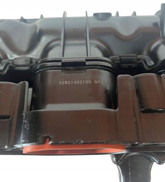Mercedes-Benz OE Колектор Mercedes A2821402100