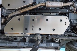 Fabryka4X4 OTO АЛЮМІНІЄВИЙ ЗАХИСТ ПАЛИВНОГО БАКА TOYOTA LAND CRUISER J250 (ВІД 2024)
