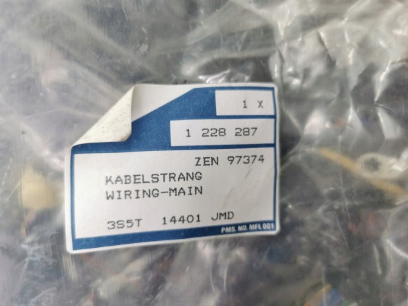 Ford OE Джгут проводів Ford OE 1228287
