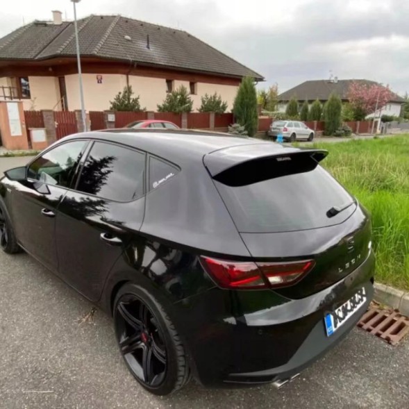 Китай Spoiler SEAT LEON 5F MK3 4D Спойлер для Seat Leon 5F MK3 5 дверей 2012-2020 чорний глянець, накладка на багажник
