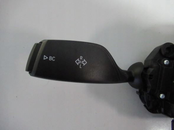 BMW OE BMW G01 G05 G06 G07 ПЕРЕМИКАЧ КОМБАЙНА 9436667