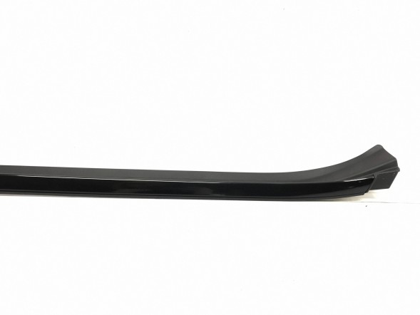 Mercedes-Benz OE MERCEDES GLE W167 ПЛАНКА ЛОБОВОГО СКЛА ПРАВА A1676902208