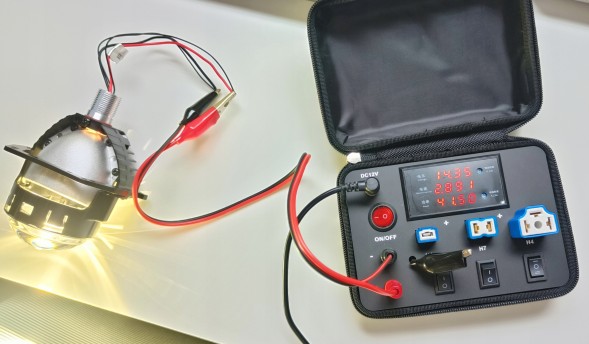 CHINA NHK Лінзи biled 2,5" теплий колір 4300к на різьбу / кріплення g5 bi led