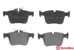 P50122 BREMBO Комплект гальмівних колодок з 4 шт дисків