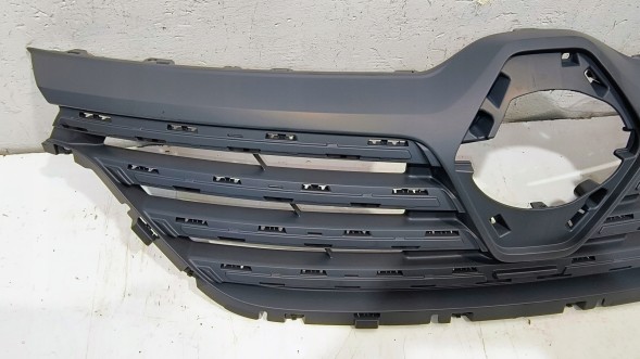 Renault OE 623100565R MBAP13 РЕШІТКА РАДІАТОРА ПЕРЕДНЬОГО БАМПЕРА RENAULT TALISMAN LIFT 19-