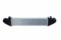 NRF 30506 Інтеркулер nrf mercedes c180 2010.01-. 30506