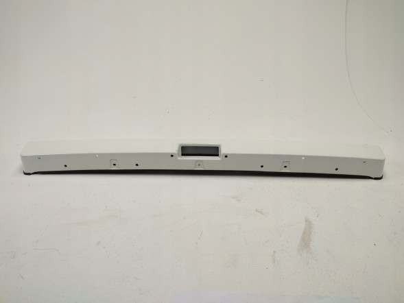 Mitsubishi OE НАКЛАДКА ЗАДНЬОГО ЛЮКА MITSUBISHI LANCER VAN 1989-1992 НОВА ORYG MB698510