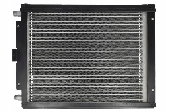 Thermotec D7AG795TT Охолоджувач двигуна thermotec d7ag795tt