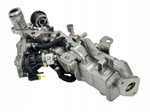 BMW OE 11717822348 7822348 tom Bmw X3 F25 X4 F26 X5 F15 охолоджувач спалін EGR 11717822348 Новий Оригінал