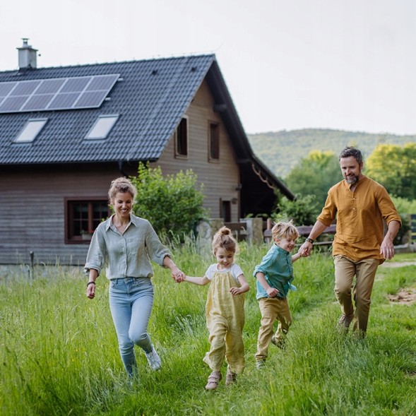 AHE 53864 Сонячний інвертор qoltec off-grid 3500w mppt з опцією wi-fi 24в