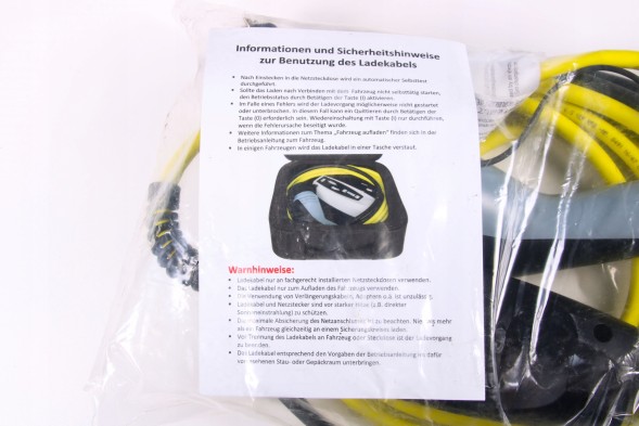 BMW OE BMW G11 i3 i8 NOWA ORYGINALNA ŁADOWARKA 9398823 STAJNIA 1849 BMW G11 i3 i8 НОВИЙ ОРИГІНАЛЬНИЙ ЗАРЯДНИЙ ПРИСТРІЙ 9398823