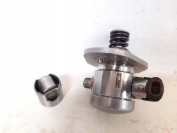 BMW OE 8648176 0261520650 Насос палива високого тиску bmw m5 f90 m8 f91 f92 f93 x5m f95 x6m f96