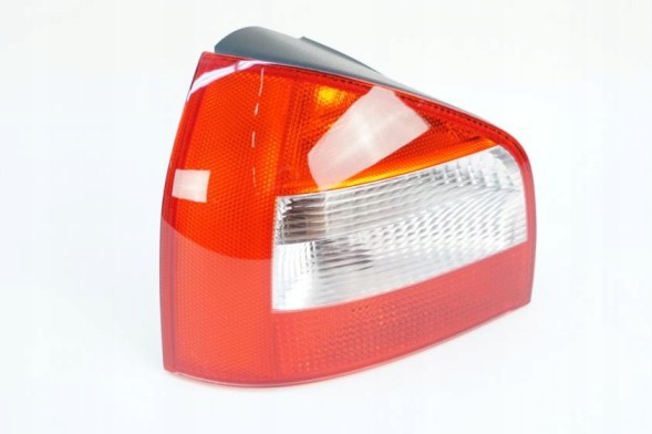 Audi OE 8L0945095B ОРИГІНАЛЬНИЙ ПЛАФОН САЛОНУ AUDI TRADITION OE