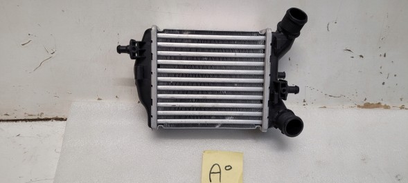 Fiat OE 51819186 887450000 Охолоджувач інтеркулер fiat 500 abarth 887450000 51819186
